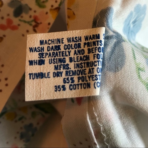 Set of Two Vintage Floral Pillowcases - Picture 12 of 15